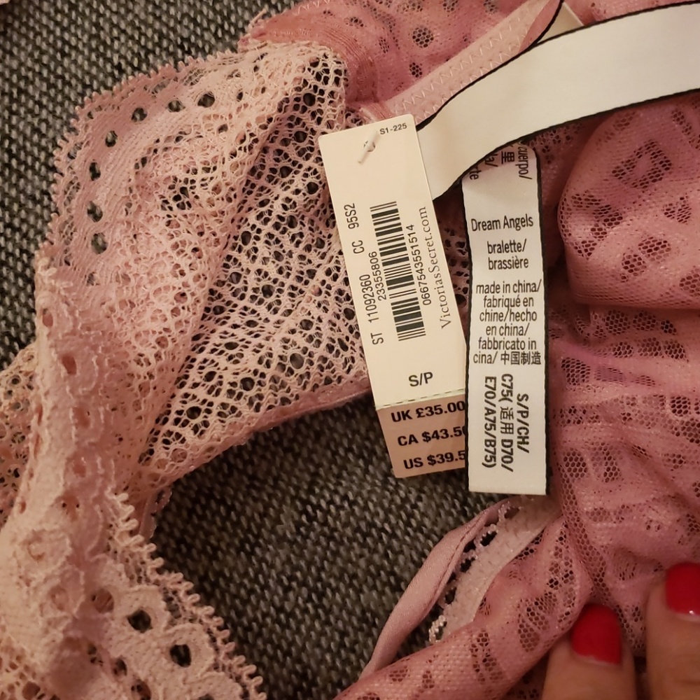 BUY 1 GET 1 FREE NWT VICTORIA SECRET PINK LACE BRA - Picture 6 of 6